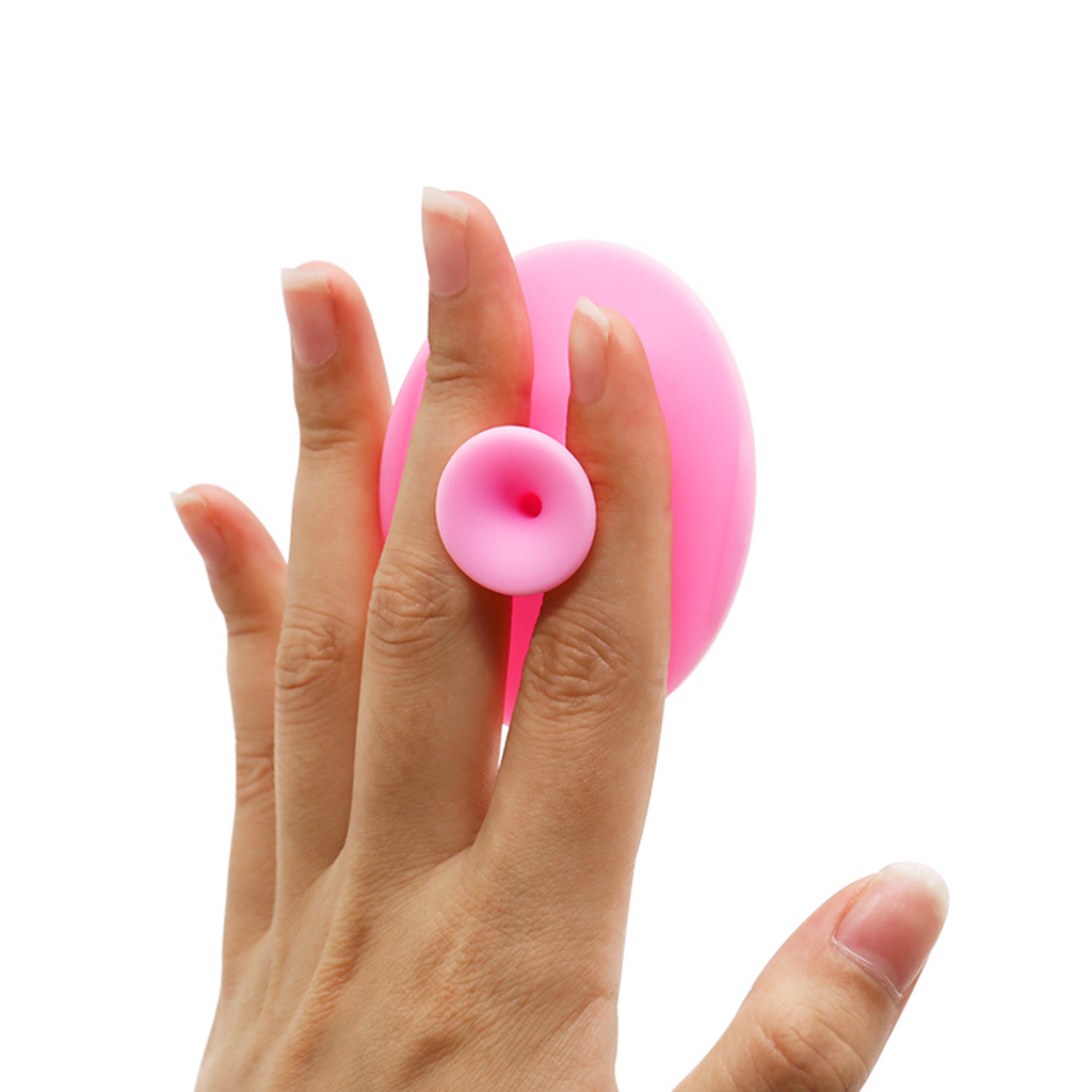 Silicone Facial Cleansing Brush — Gentle Clean. Controlled Contact. No Buildup.