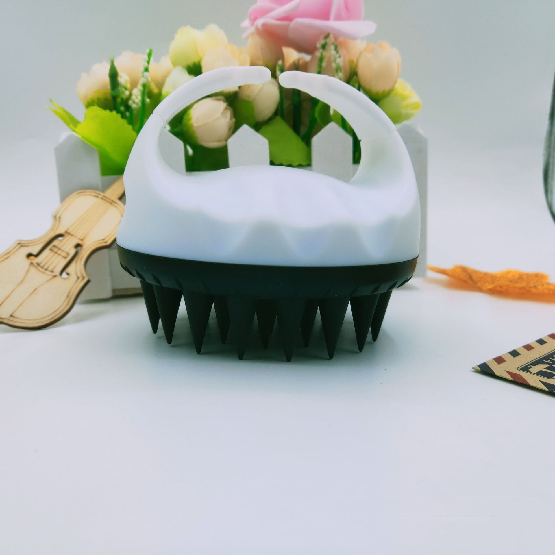 Silicone Scalp Brush — Deep Clean. Stimulate Roots. No Buildup.