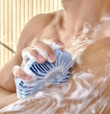 Silicone Bath Brush — Deep Clean. Gentle Exfoliation. No Buildup.